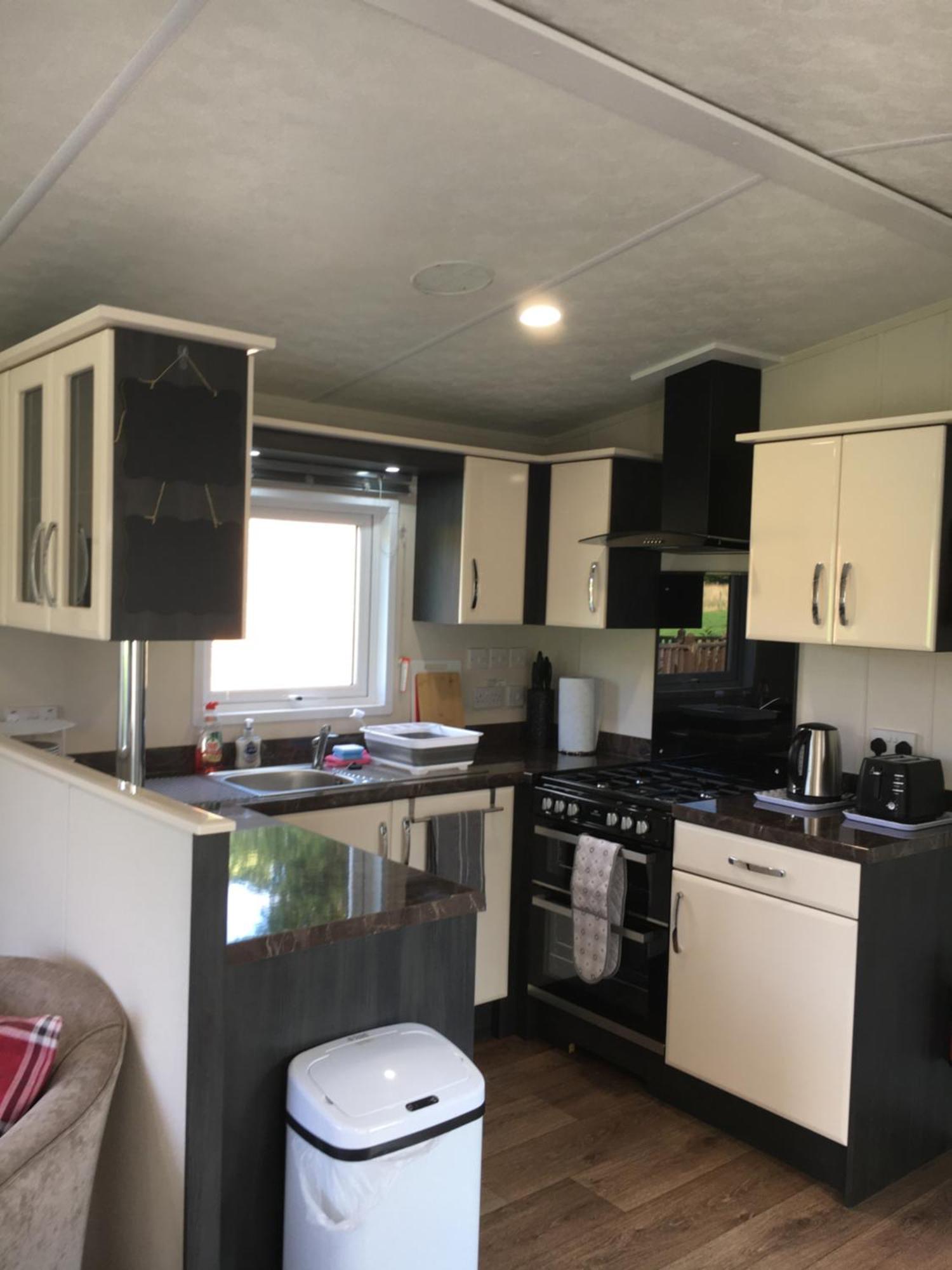 Thistle Lodge Dollar Luaran gambar